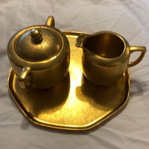 Pickard creamer and sugar set